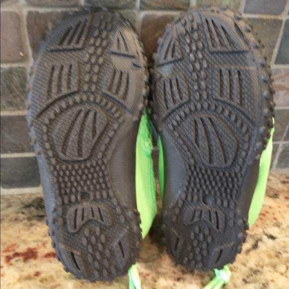 Wave Kids Unisex Water Shoes - Green - Adjustable - Size 6 - NWOT - Picture 4 of 6